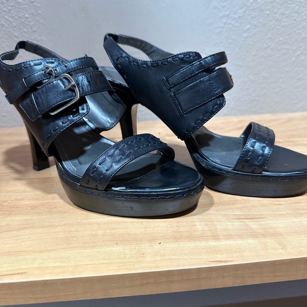 Chic Black Strappy Heels